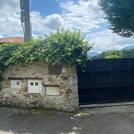 House La Parada In Nava, De La Sidra * Nava